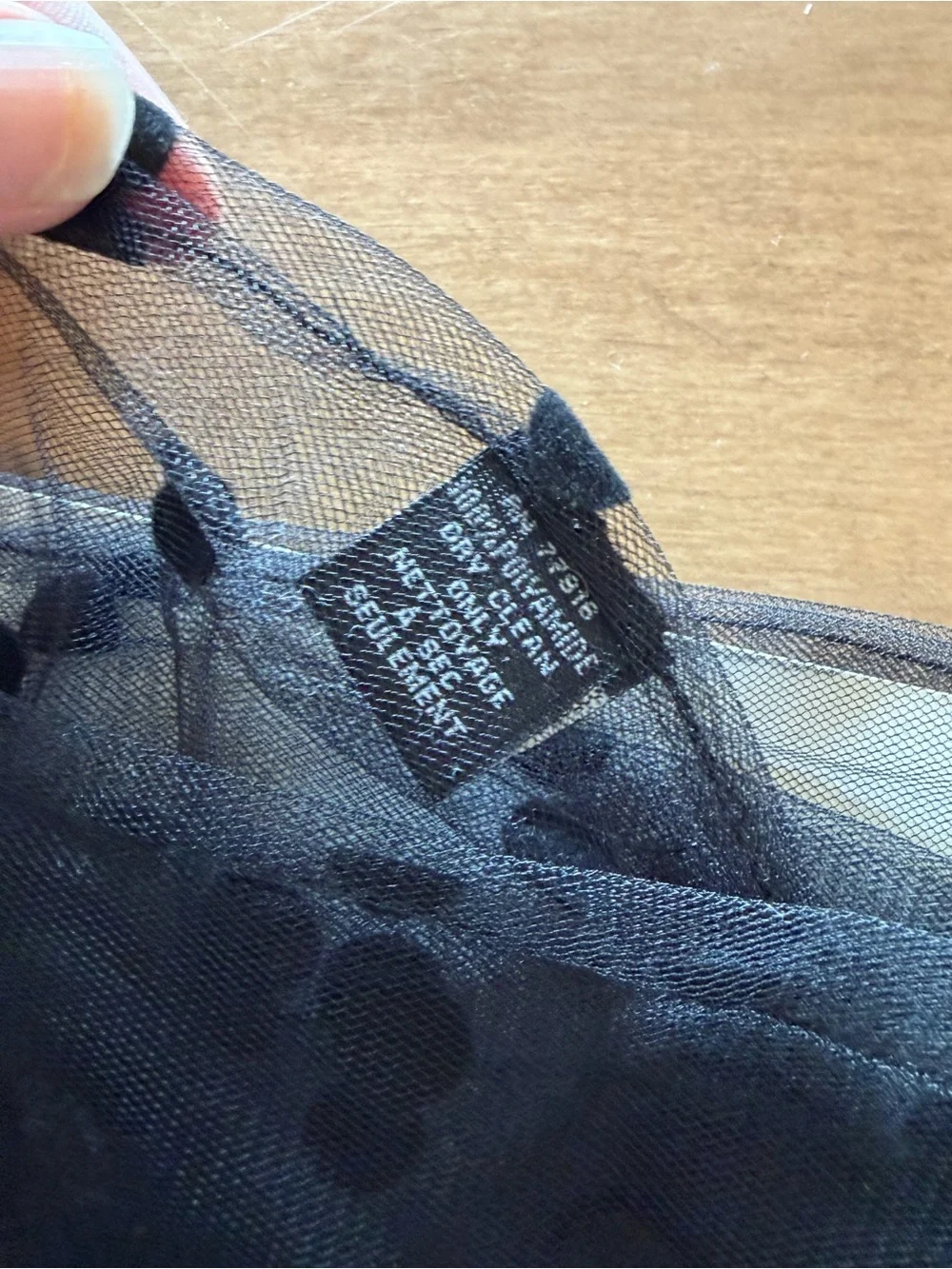 NWT Anthropologie High Heel Jungle Tulle Polka Dot Sheer Gloves Black